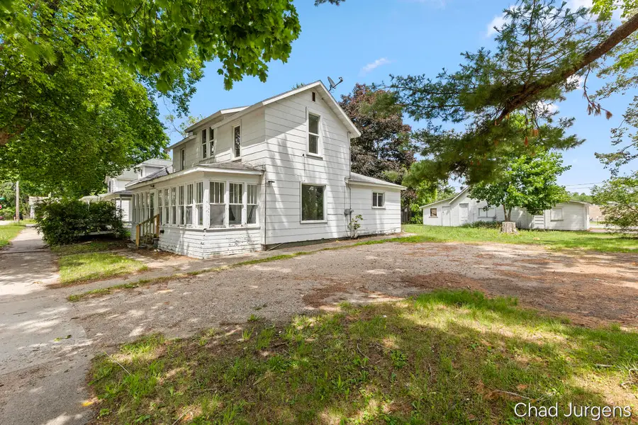 516 N Michigan Avenue, Big Rapids, MI 49307 - #2