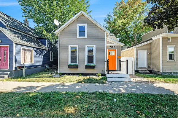 706 Alpine Avenue Nw, Grand Rapids, MI 49504