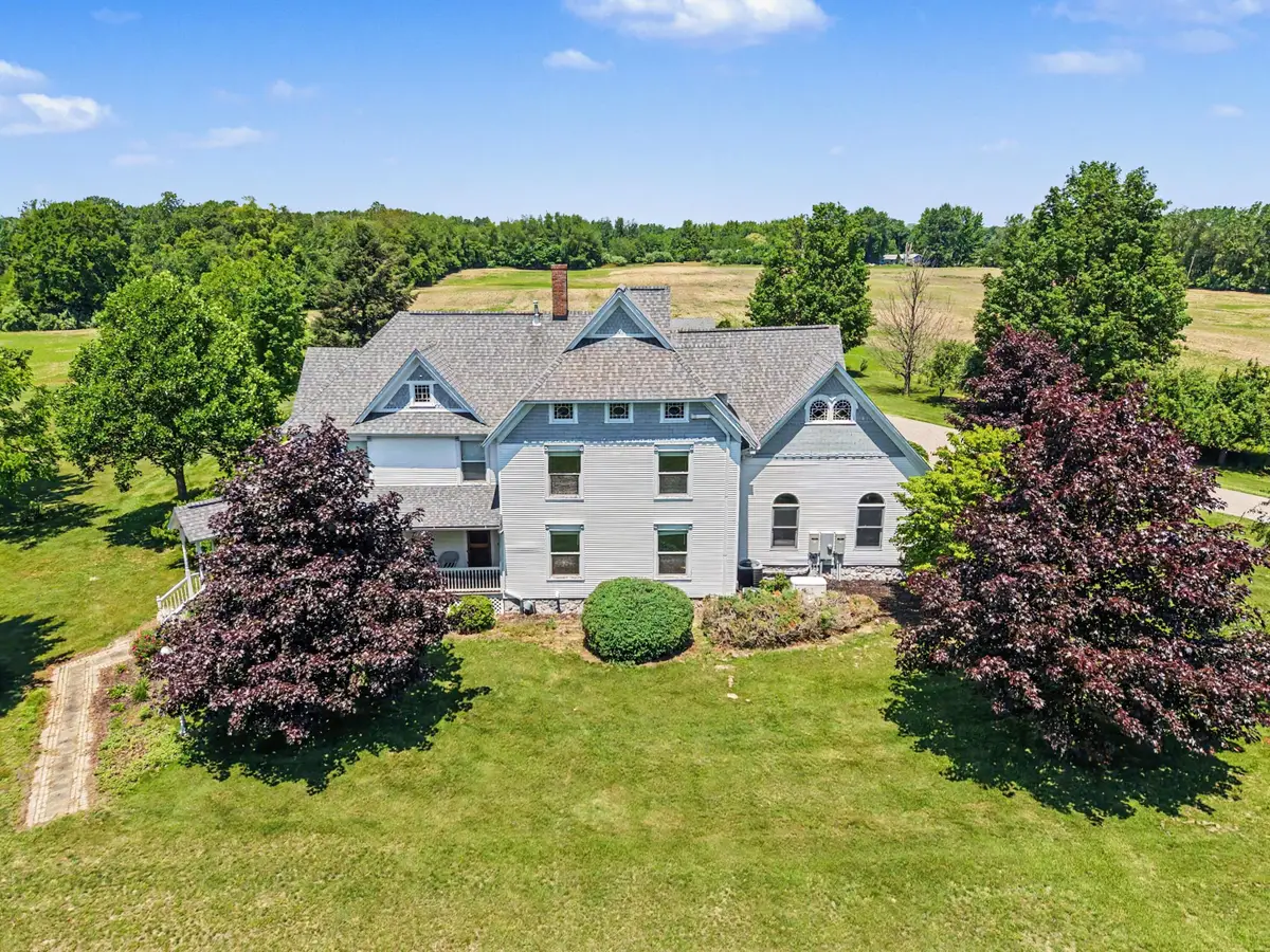 7019 109th Avenue, South Haven, MI 49090 - #1