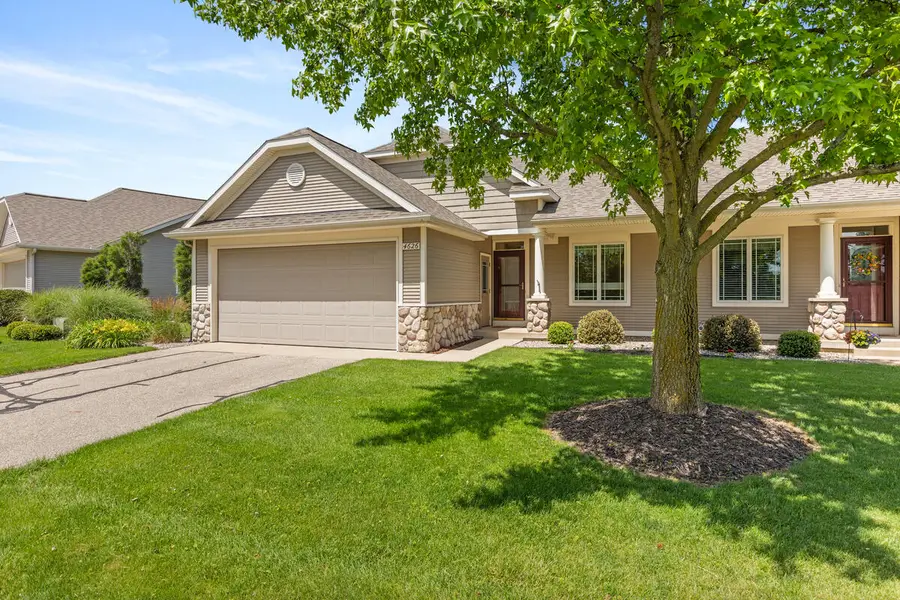 4626 Canterbury Court, Hudsonville, MI 49426 - #2