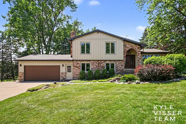3305 Olderidge Drive Ne, Grand Rapids, MI 49525