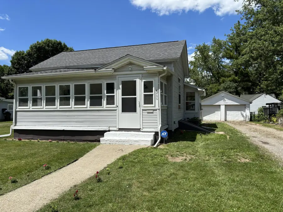 200 E Porter Street, Jackson, MI 49202 - #2