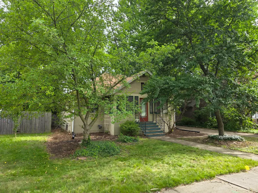 410 Griswold Street, Jackson, MI 49203 - #2