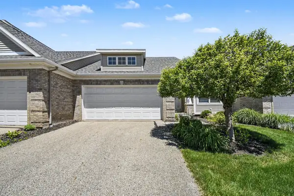 6589 Gracepoint Drive Se #77, Caledonia, MI 49316