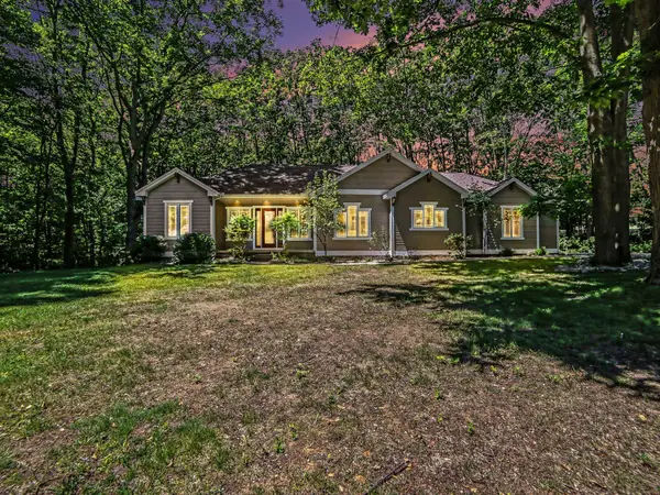 1561 N Wooded Lake Drive, Ludington, MI 49431
