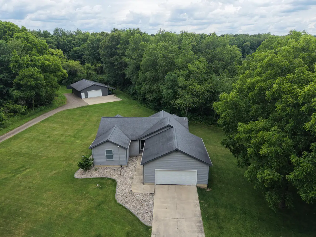 8115 S Jackson Road, Jackson, MI 49201 - #1