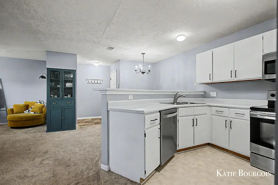 8588 Jasonville Court Se, Caledonia, MI 49316 - #3