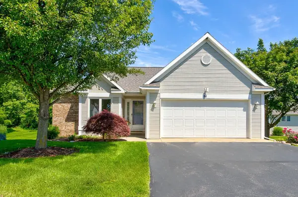 61 Majestic Court #61, Zeeland, MI 49464