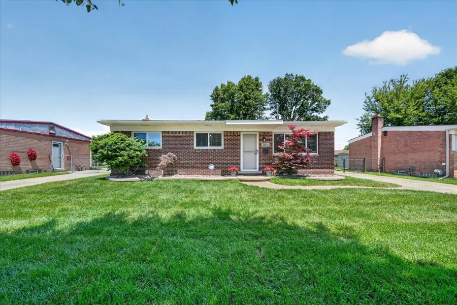 34330 Florence Street, Westland, MI 48185 - #2
