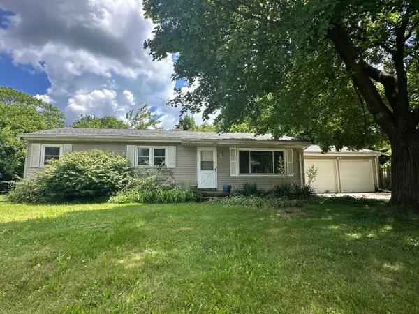 1560 Magnolia Street, Kalamazoo, MI 49048