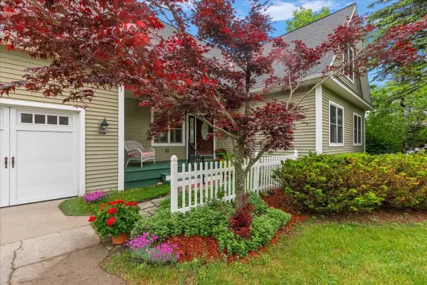3162 Greenfield Drive, Petoskey, MI 49770