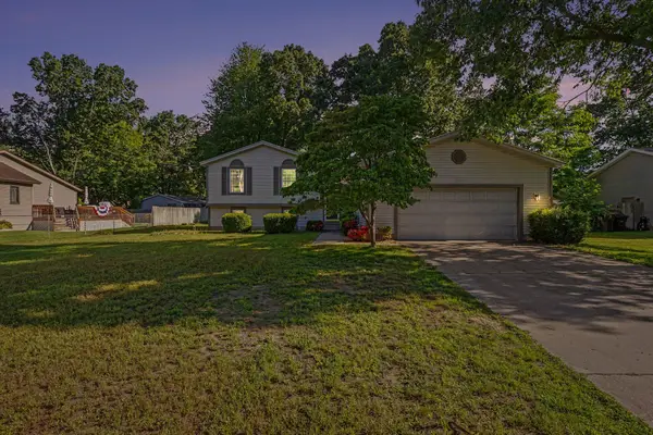 102 Eugene Avenue, Norton Shores, MI 49441