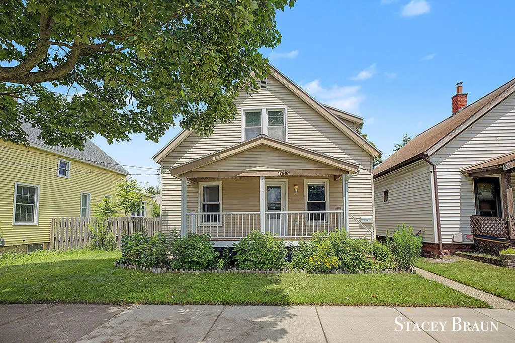 1009 Courtney Street Nw, Grand Rapids, MI 49504 - #1