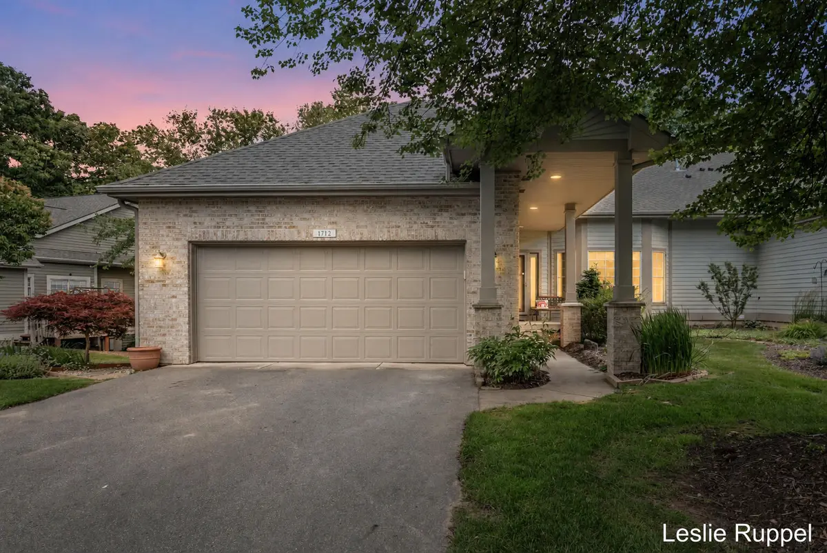 1712 Big Timber Court Ne, Grand Rapids, MI 49505 - #1
