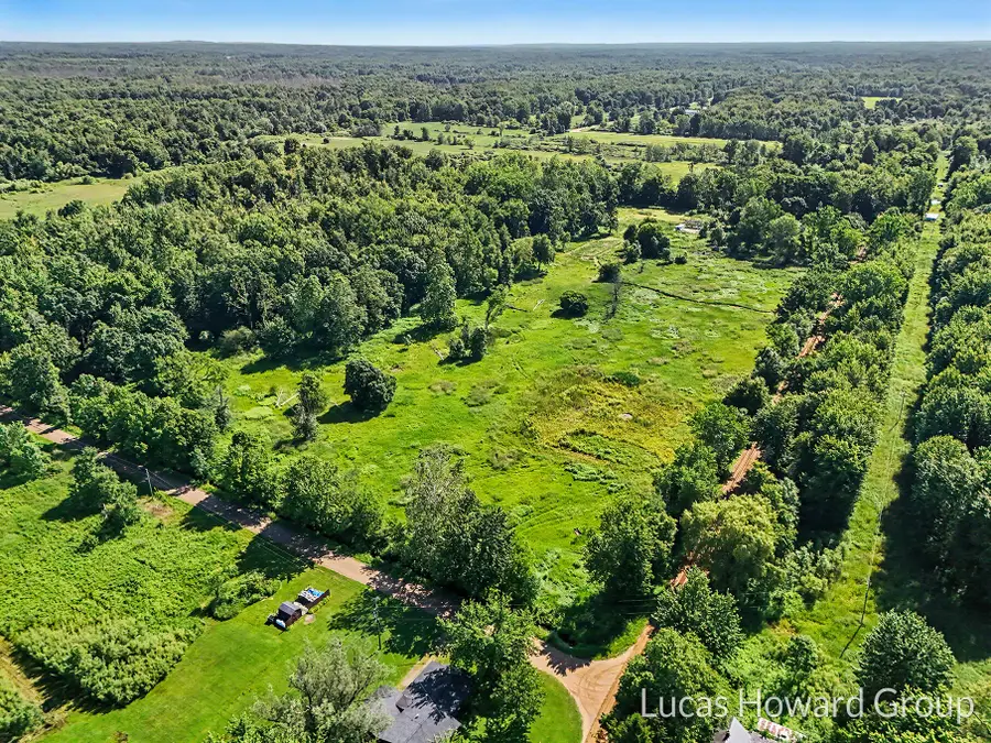 41908 48th Avenue, Paw Paw, MI 49079 - #2