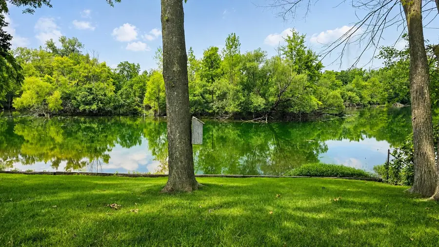413 Argyle Court, Milan, MI 48160 - #3
