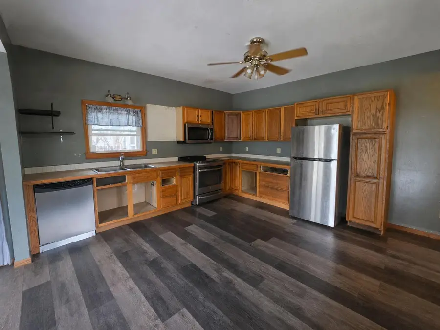 207 S Barry Street, Greenville, MI 48838 - #2