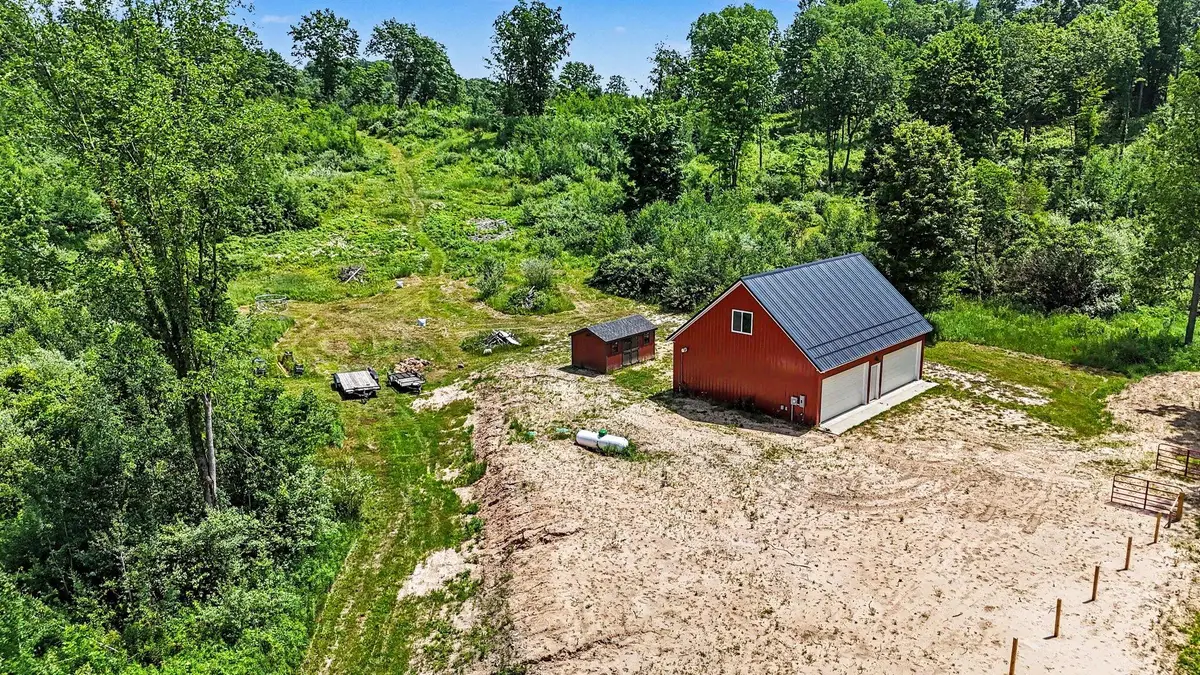 444 S 132nd Avenue, Shelby, MI 49455 - #1