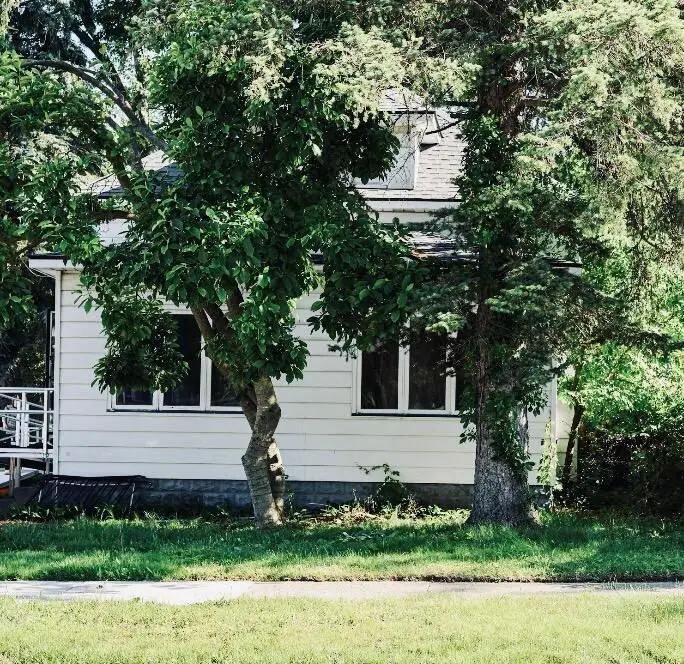 1079 W Southern Avenue, Muskegon, MI 49441 - #1