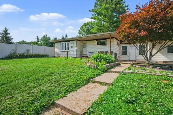 59293 Roberts Road, Three Rivers, MI 49093