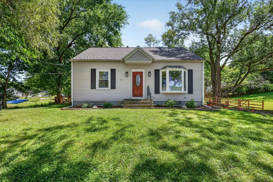 754 Collindale Avenue Nw, Grand Rapids, MI 49504 - #3
