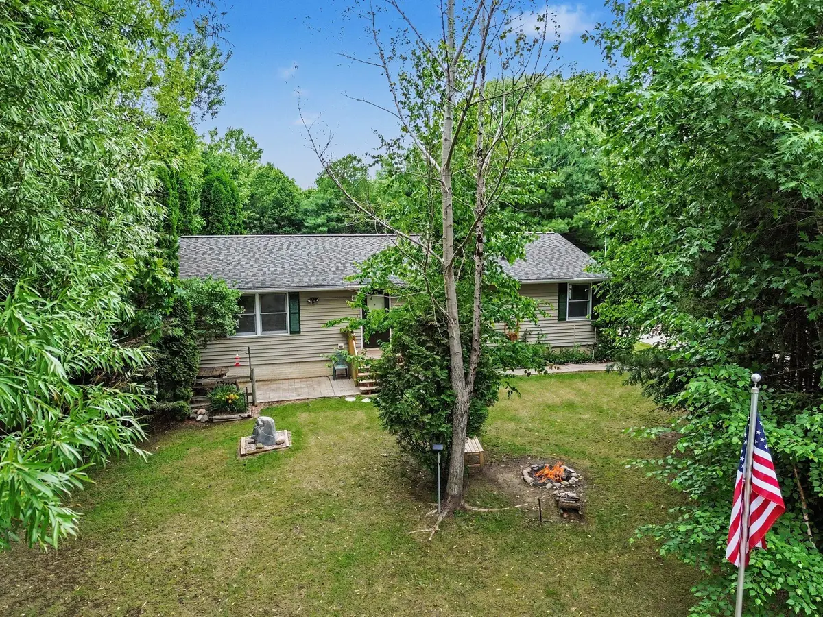 8202 Kennedy Road, Munith, MI 49259 - #1