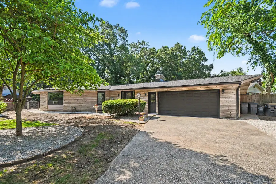 2631 Hillview Lane, Saint Joseph, MI 49085 - #2