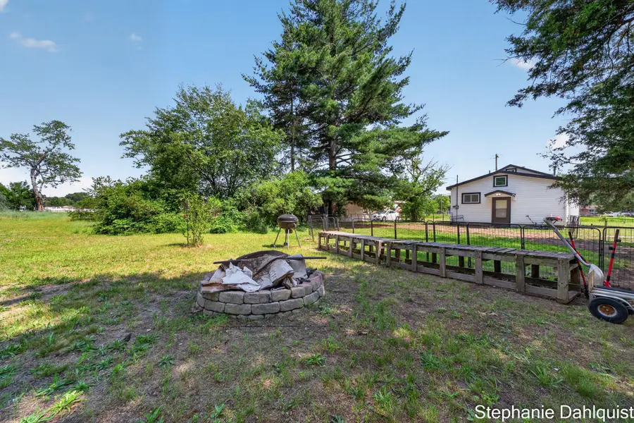 4622 E Apple Avenue, Muskegon, MI 49442 - #3