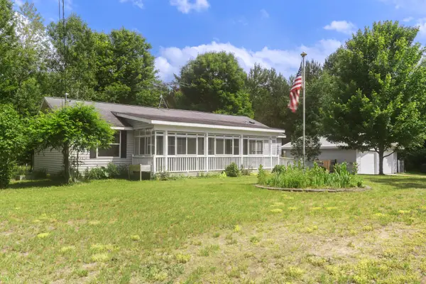 3839 Wallaker Road, Benzonia, MI 49616