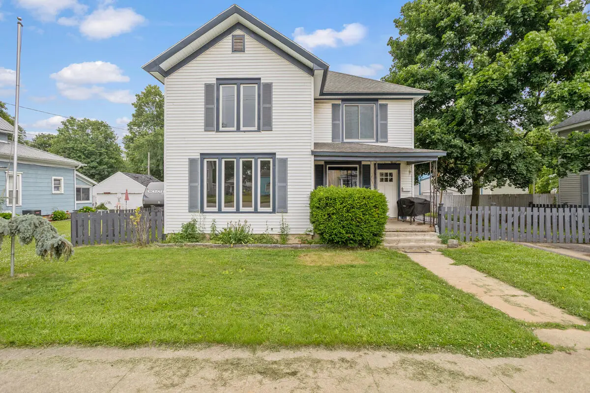 114 W Leigh Street, Homer, MI 49245 - #1