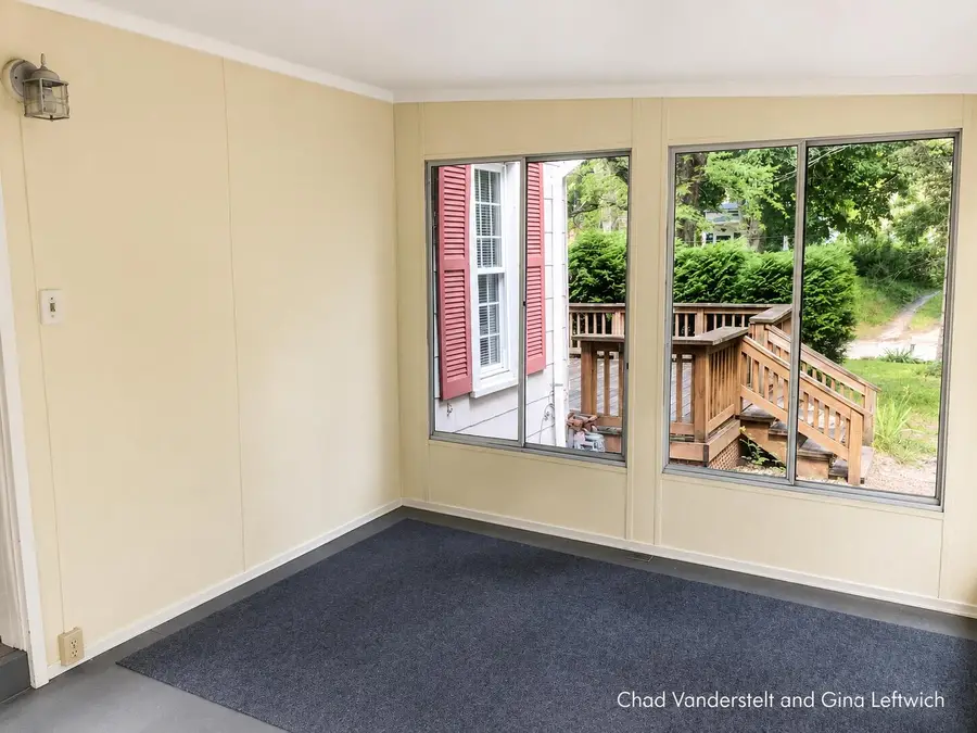 137 Park Avenue, Allegan, MI 49010 - #2