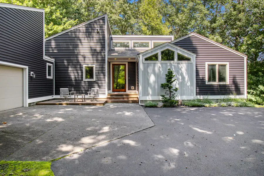 5410 W Oak Ridge Drive, Ludington, MI 49431 - #2
