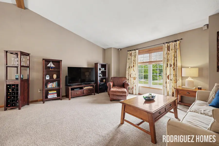 2007 Sandrel Drive Ne, Grand Rapids, MI 49505 - #3