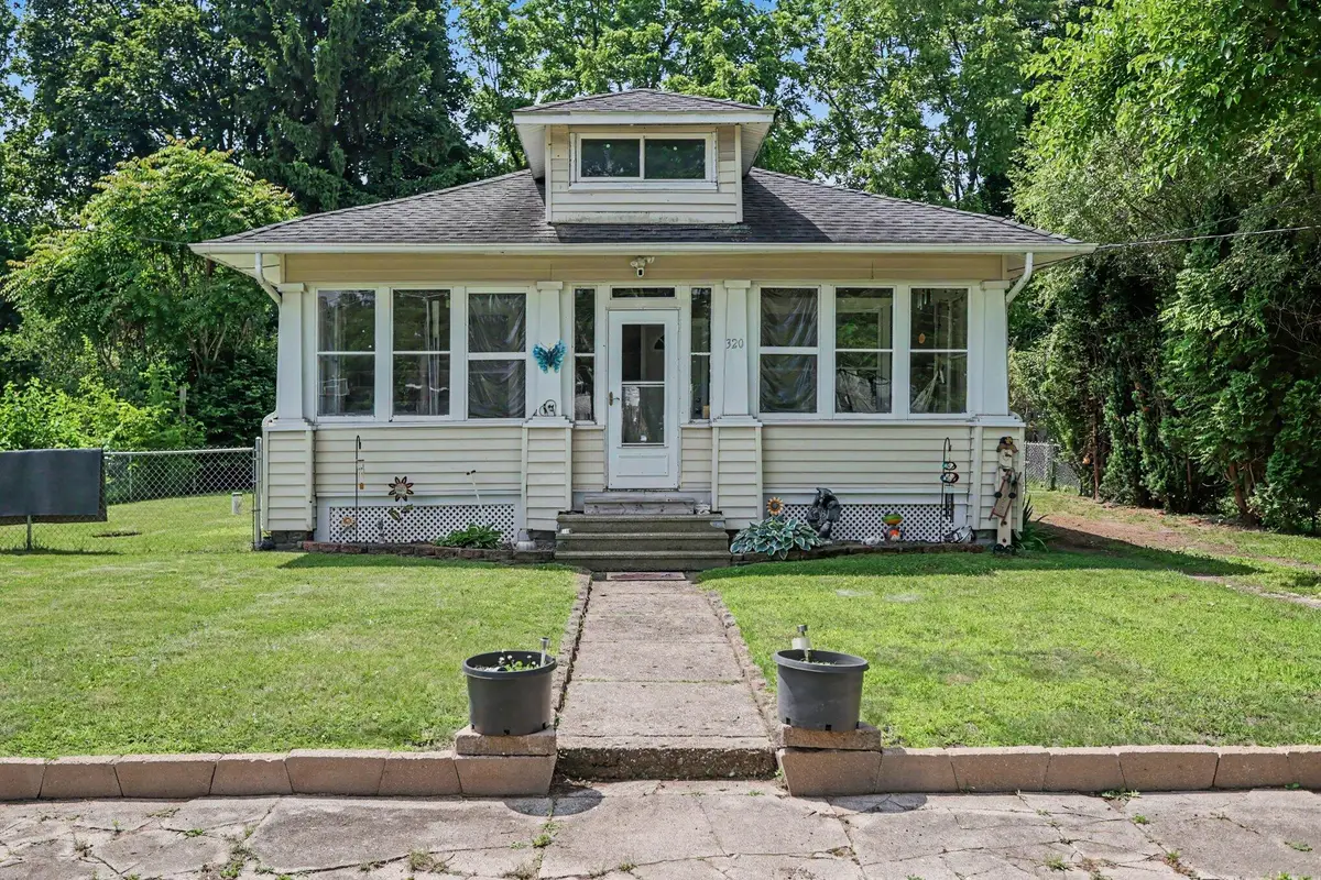 320 Vass Avenue, Battle Creek, MI 49014 - #1