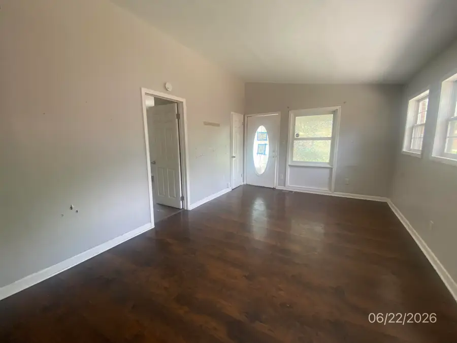 7953 Elm Street, Taylor, MI 48180 - #3