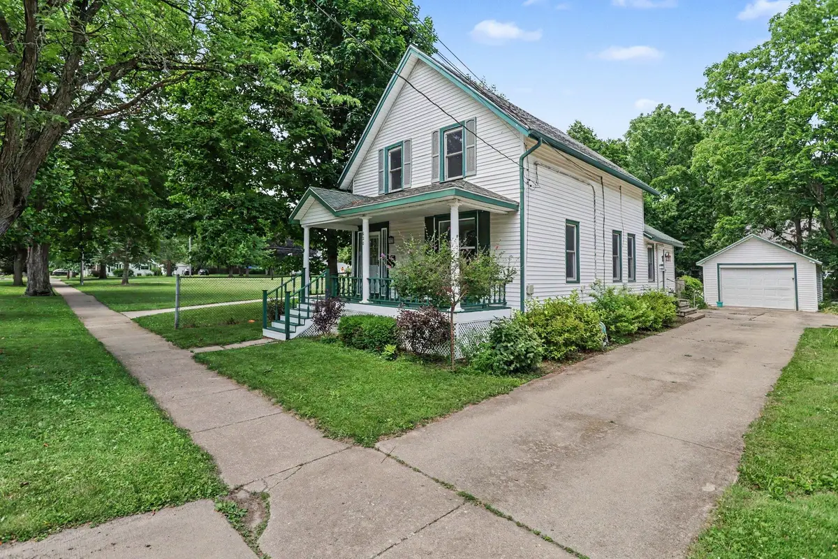 620 W Mansion Street, Marshall, MI 49068 - #1