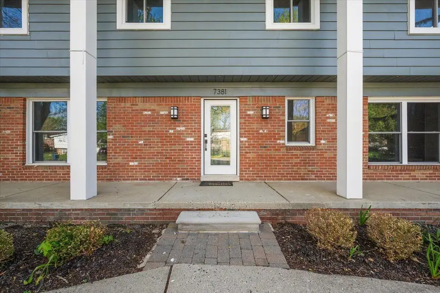 7381 Cathedral Drive, Bloomfield Hills, MI 48301 - #3