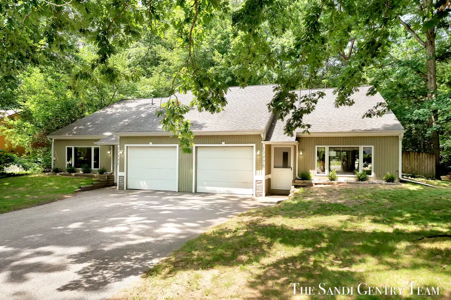 17771 148th Avenue, Spring Lake, MI 49456 - #2