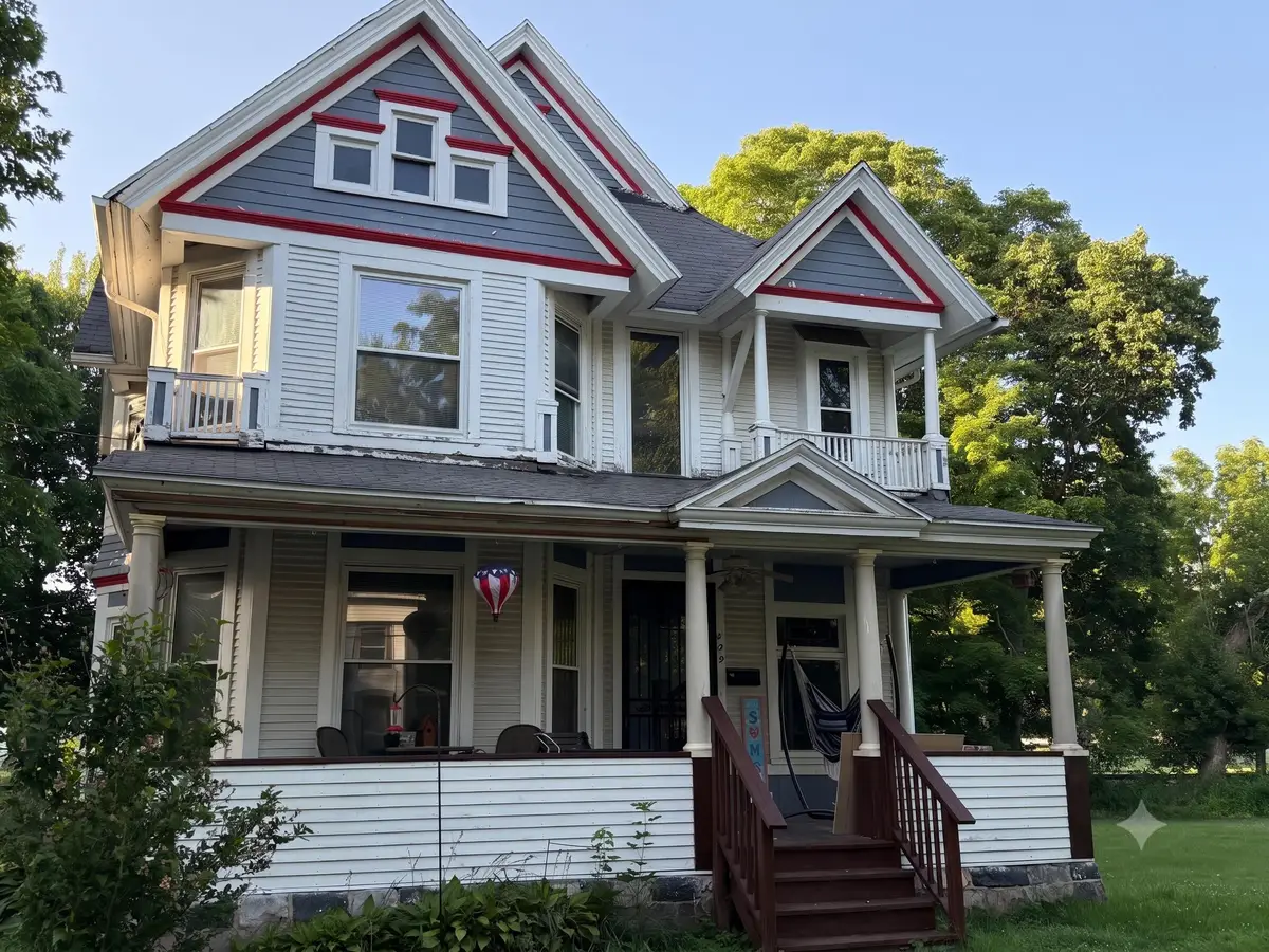 409 E Porter Street, Albion, MI 49224 - #1