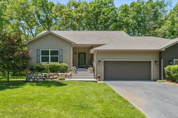 9470 Sassafras Trail, Portage, MI 49002