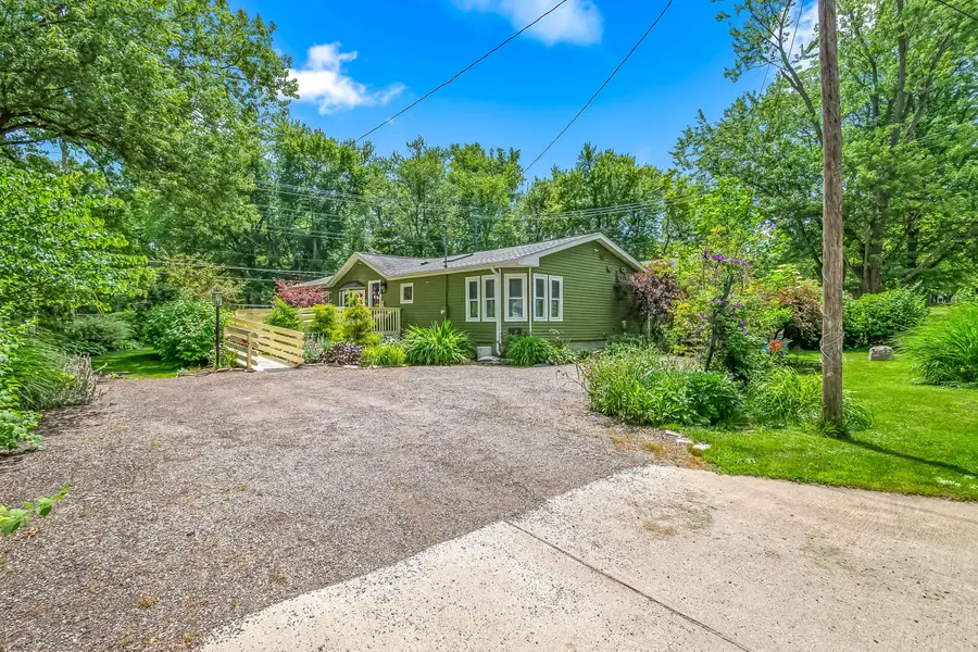 22 Morry Street, Hillsdale, MI 49242 - #2