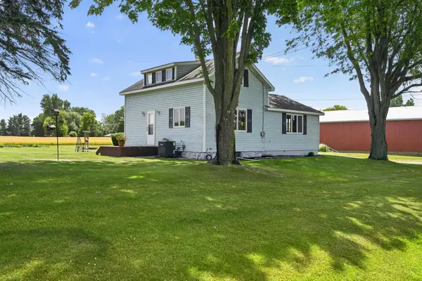 1253 S Waldron Road, Crystal, MI 48818