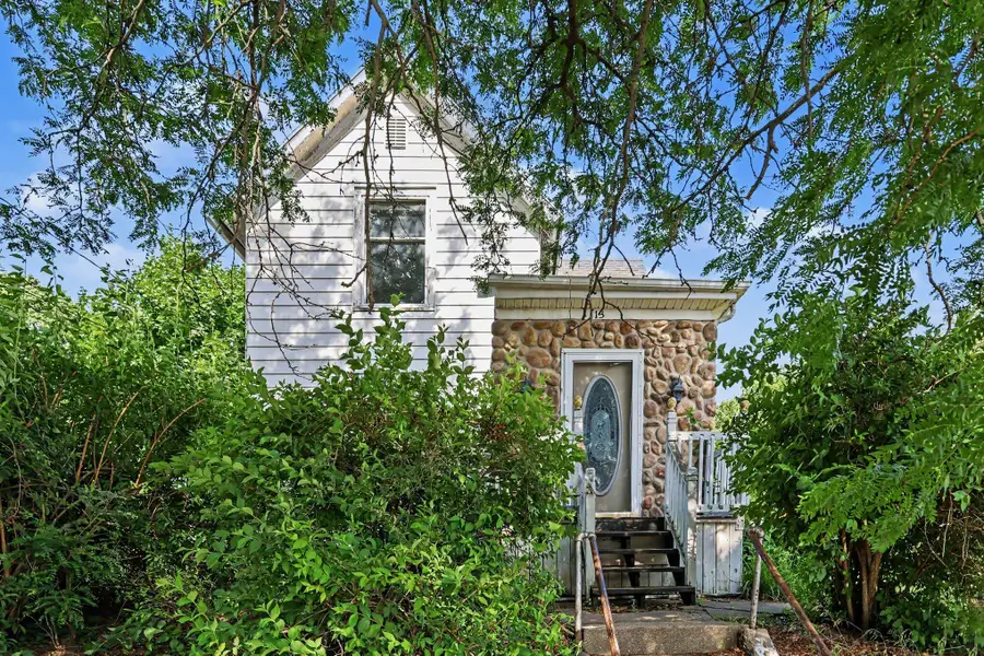 113 N Gorham Street, Jackson, MI 49202 - #2