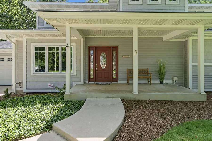 4 Columbine Drive, South Haven, MI 49090 - #3