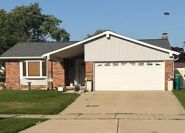 27629 Wyatt Avenue, Trenton, MI 48183