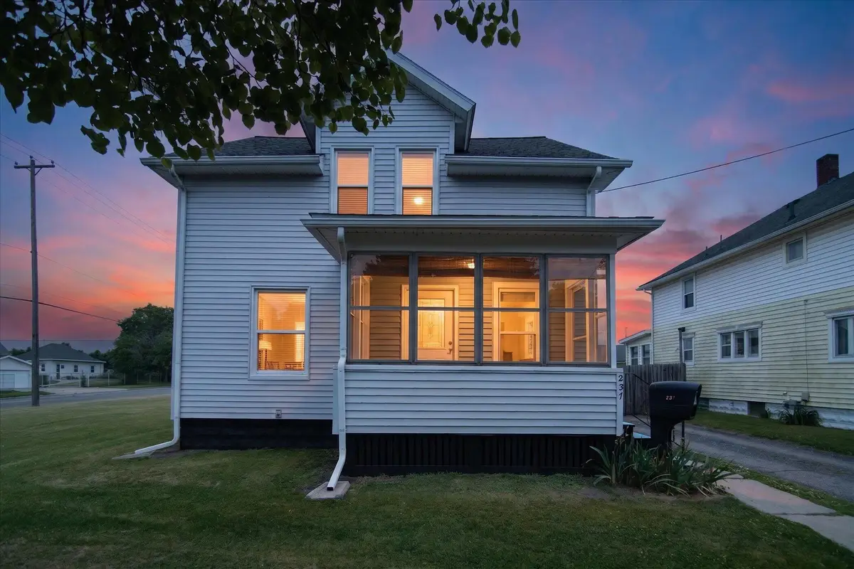 237 N Forbes Street, Jackson, MI 49202 - #1