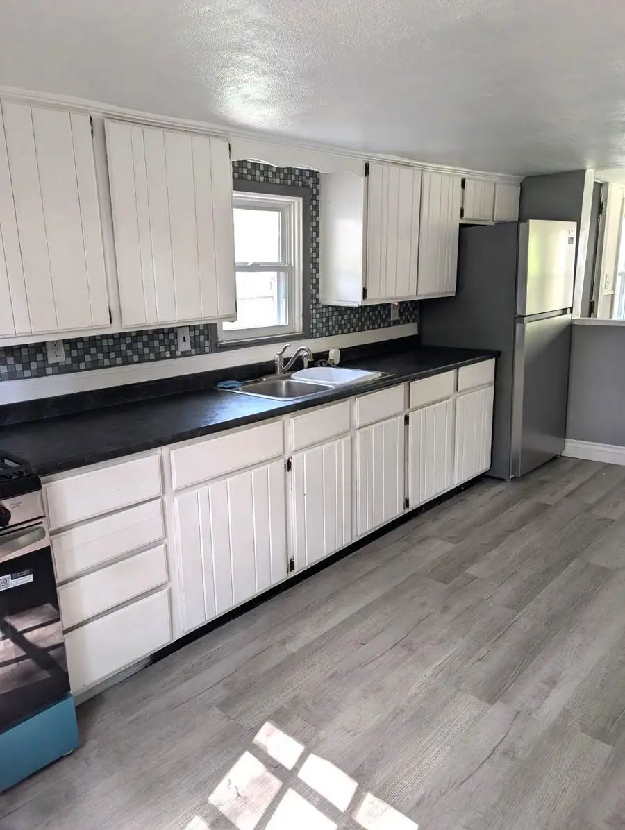 918 Wayne Street, Jackson, MI 49202 - #3