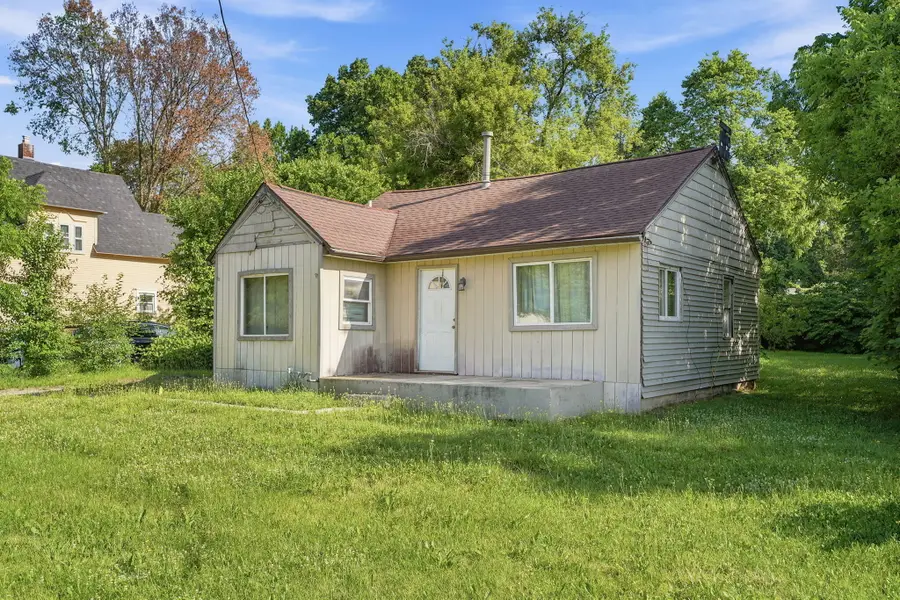 3758 W Michigan Avenue W, Battle Creek, MI 49037 - #3