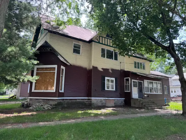 307 Orchard Street, Dowagiac, MI 49047