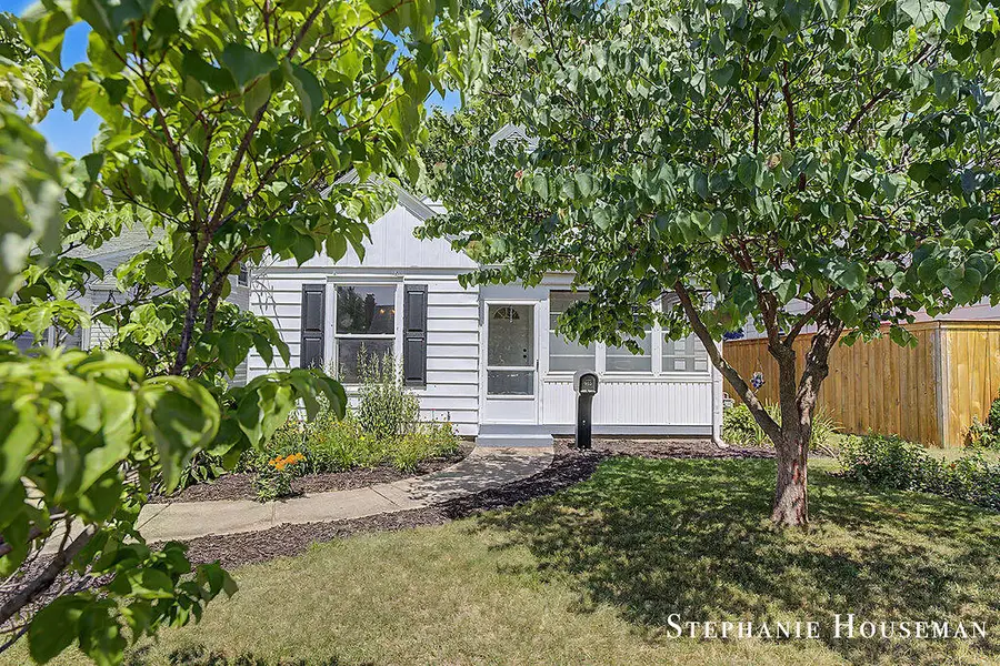 933 Mayhew Wood Drive Se, Grand Rapids, MI 49507 - #3